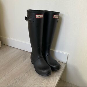 Hunter Black Tall Rain Boots